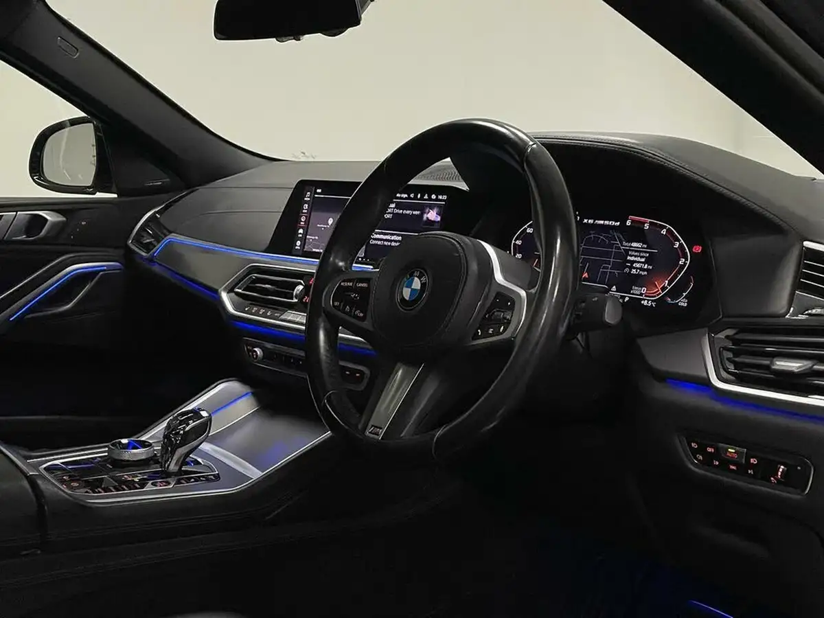 2020-bmw-x6-30td-m50d-big-12