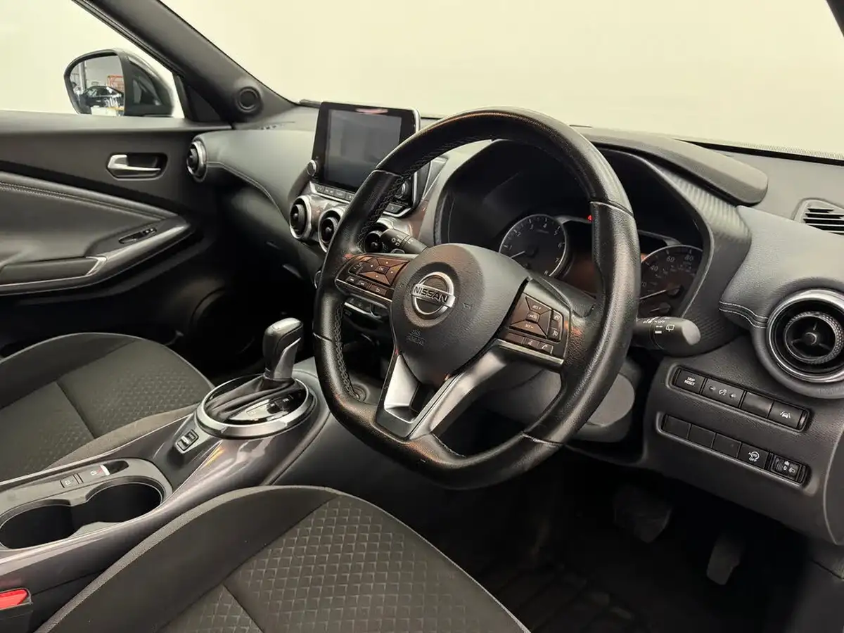 2022-nissan-juke-10-dig-t-n-connecta-dct-big-19
