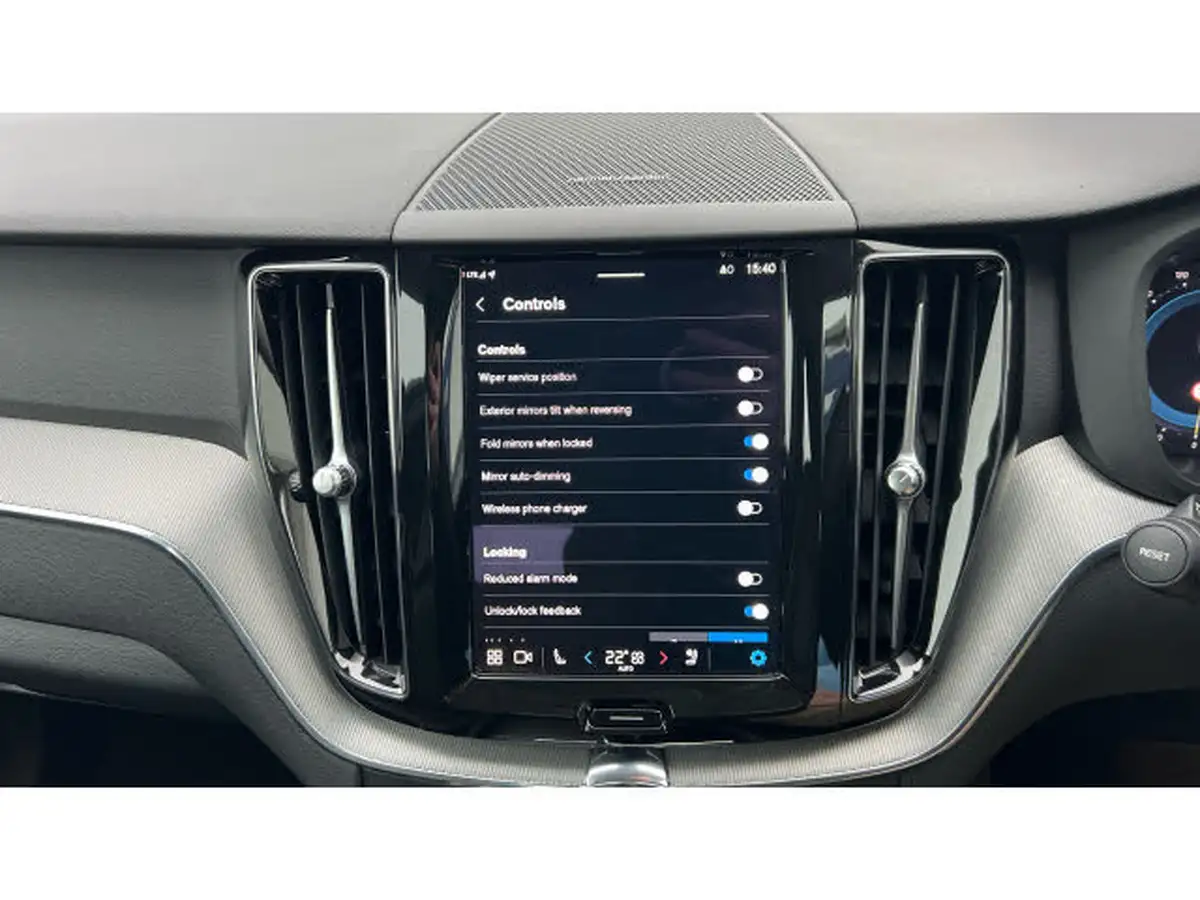 2023-volvo-xc60-20td-b4-plus-big-34