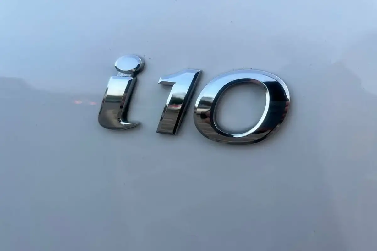 2019-hyundai-i10-10-play-big-22