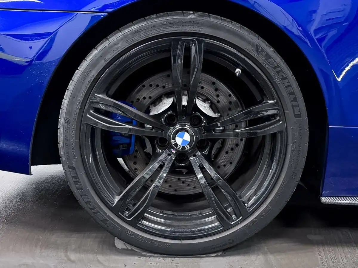 2014-bmw-6-series-44-m6-coupe-2d-big-44