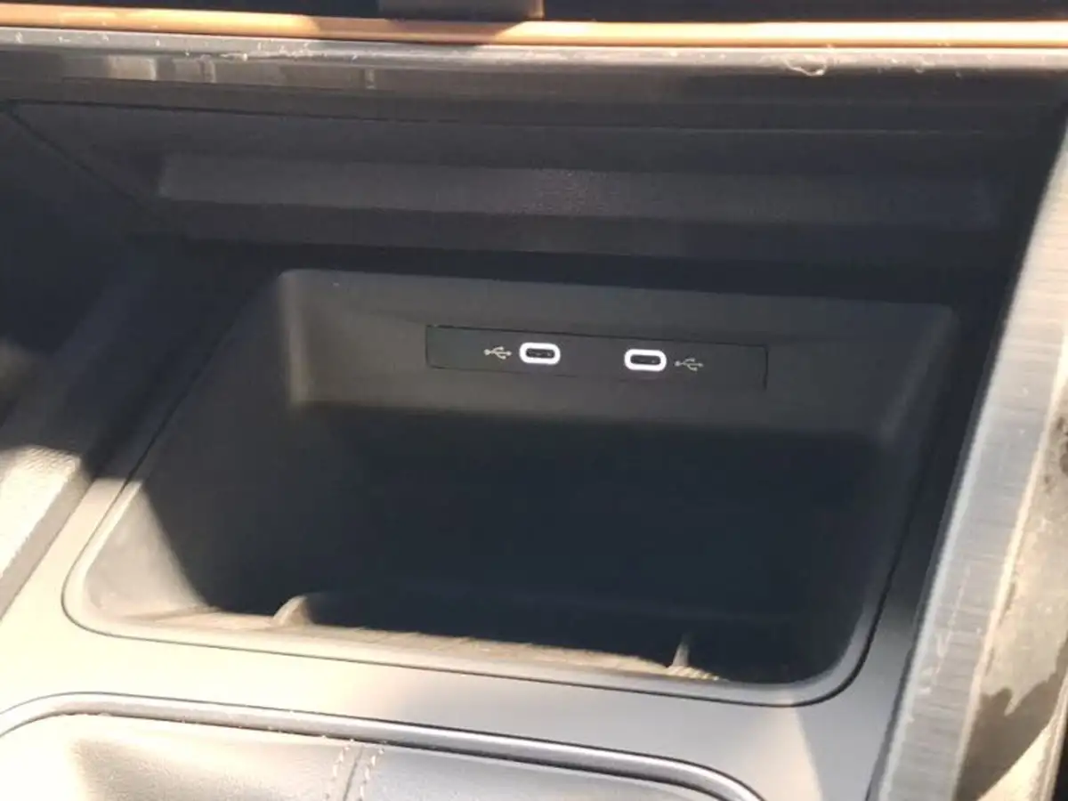 2024-cupra-formentor-15-tsi-v2-big-18