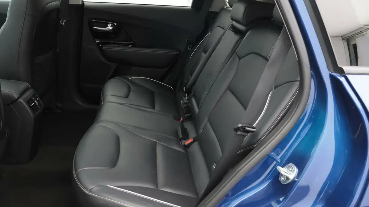 2021-kia-e-niro-ev-4-big-16