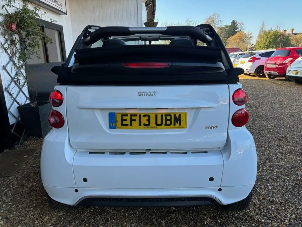 2013-smart-fortwo-10-passion-71bhp-cabriolet-big-6