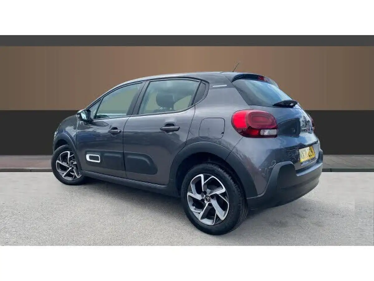 2021-citroen-c3-12-puretech-shine-83ps-big-1