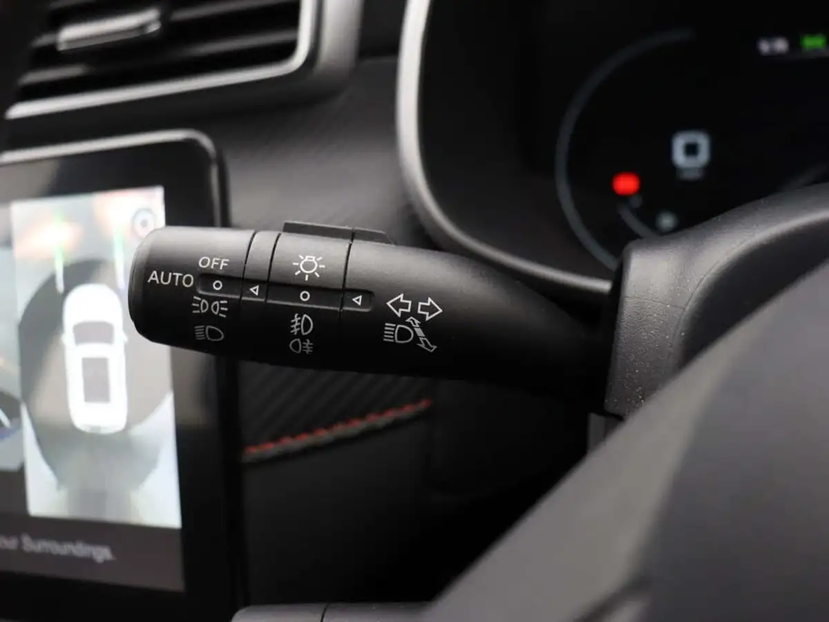 2022-mg-zs-suv-15-vti-tech-exclusive-big-42