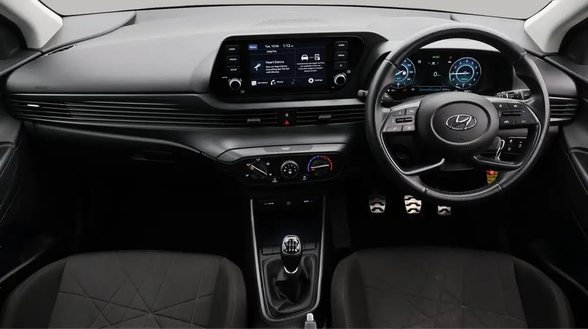 2022-hyundai-bayon-10-t-gdi-se-connect-big-13