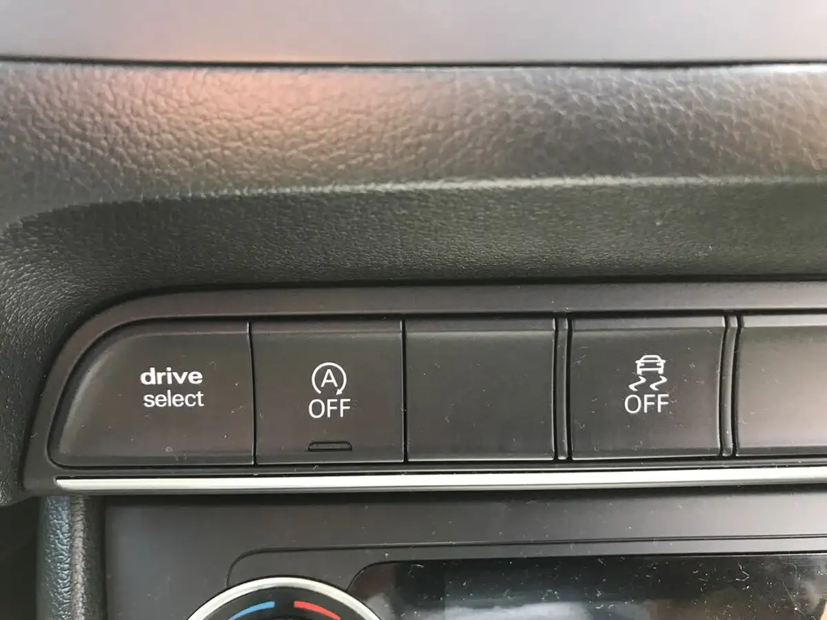 2016-audi-q3-20-tdi-s-line-big-17