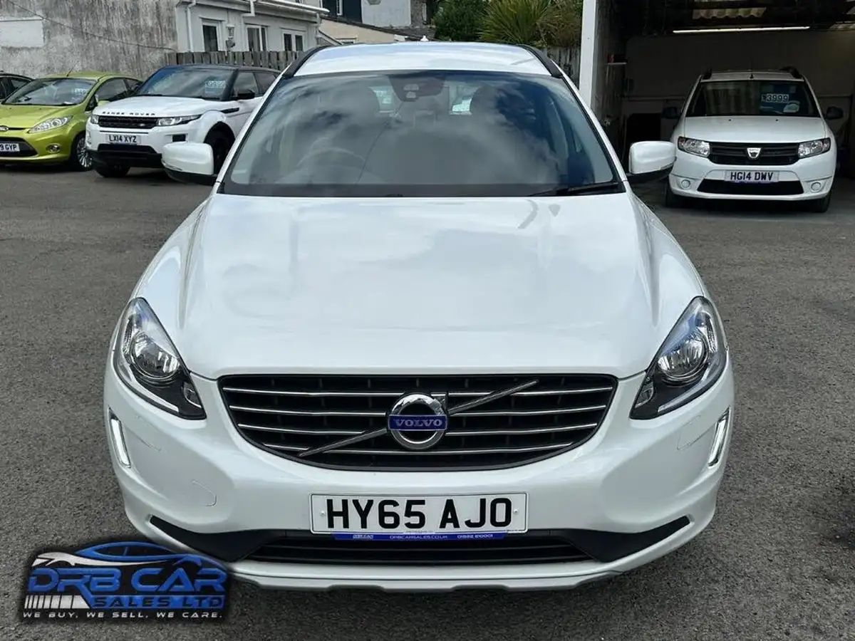 2015-volvo-xc60-20td-d4-se-190bhp-nav-big-1