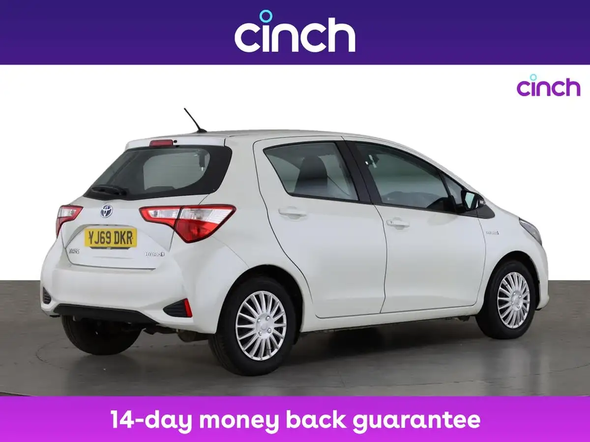 2020-toyota-yaris-15-vvt-i-active-big-8