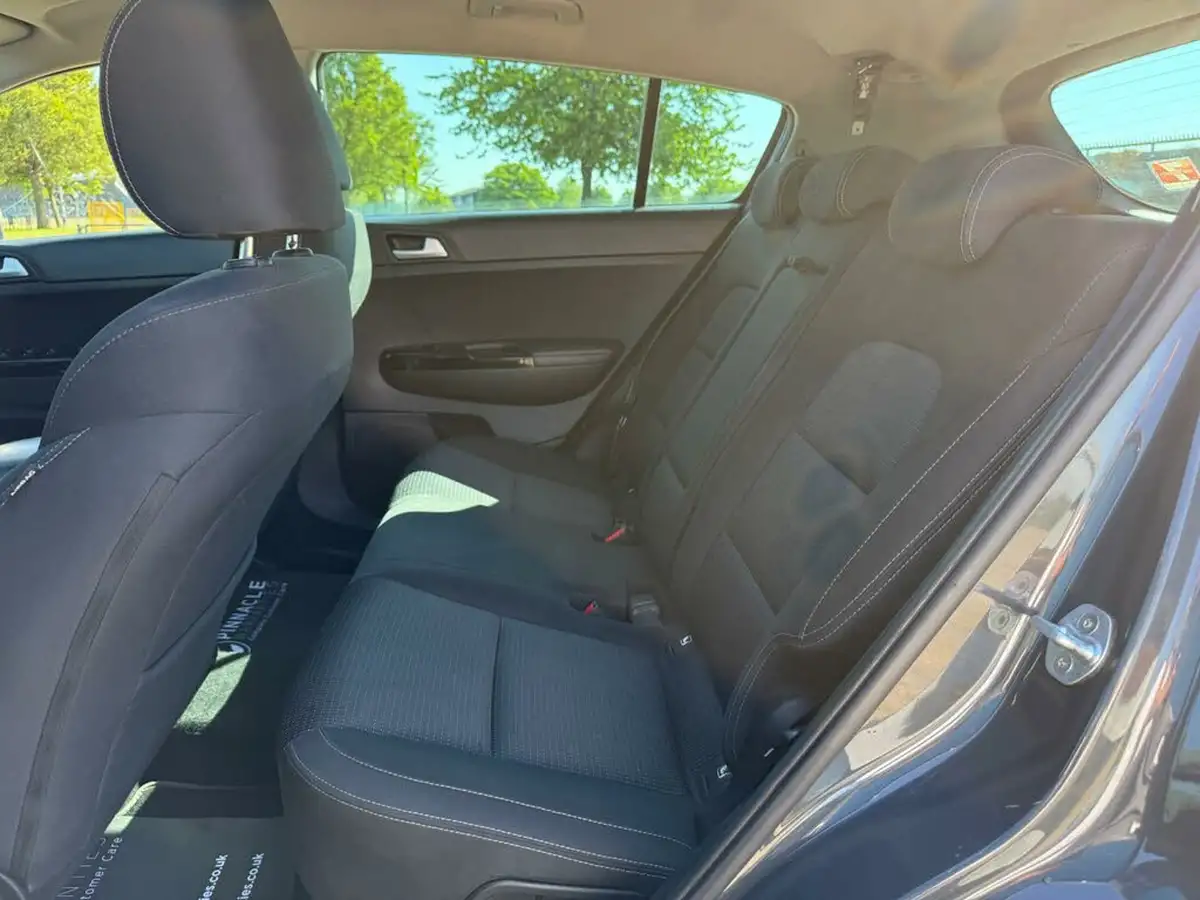 2020-kia-sportage-16-gdi-2-big-15