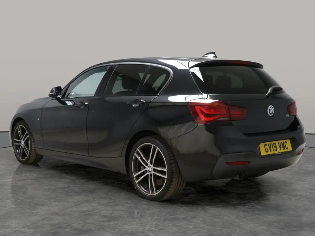 2019-bmw-1-series-15-118i-m-sport-shadow-edition-5d-big-15