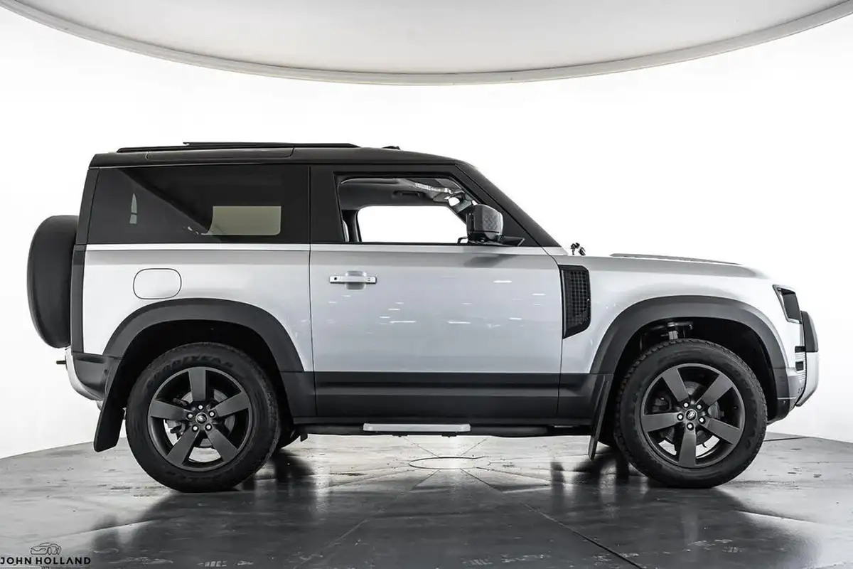 2021-land-rover-90-defender-30-d250-hse-big-9