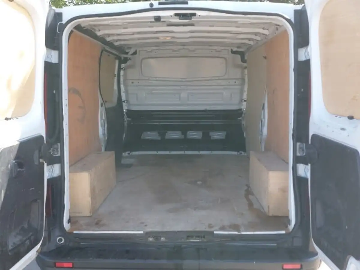 2022-renault-trafic-20dci-ll30-130-business-panel-big-7