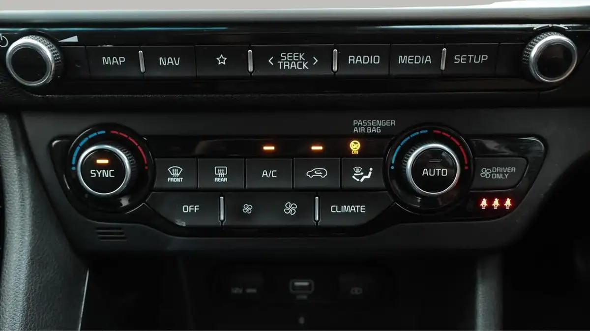 2020-kia-niro-16-gdi-phev-3-big-12