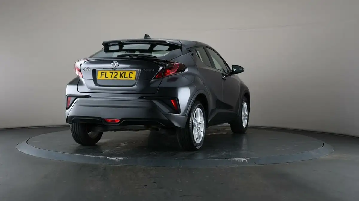 2022-toyota-c-hr-18-vvt-i-icon-big-68