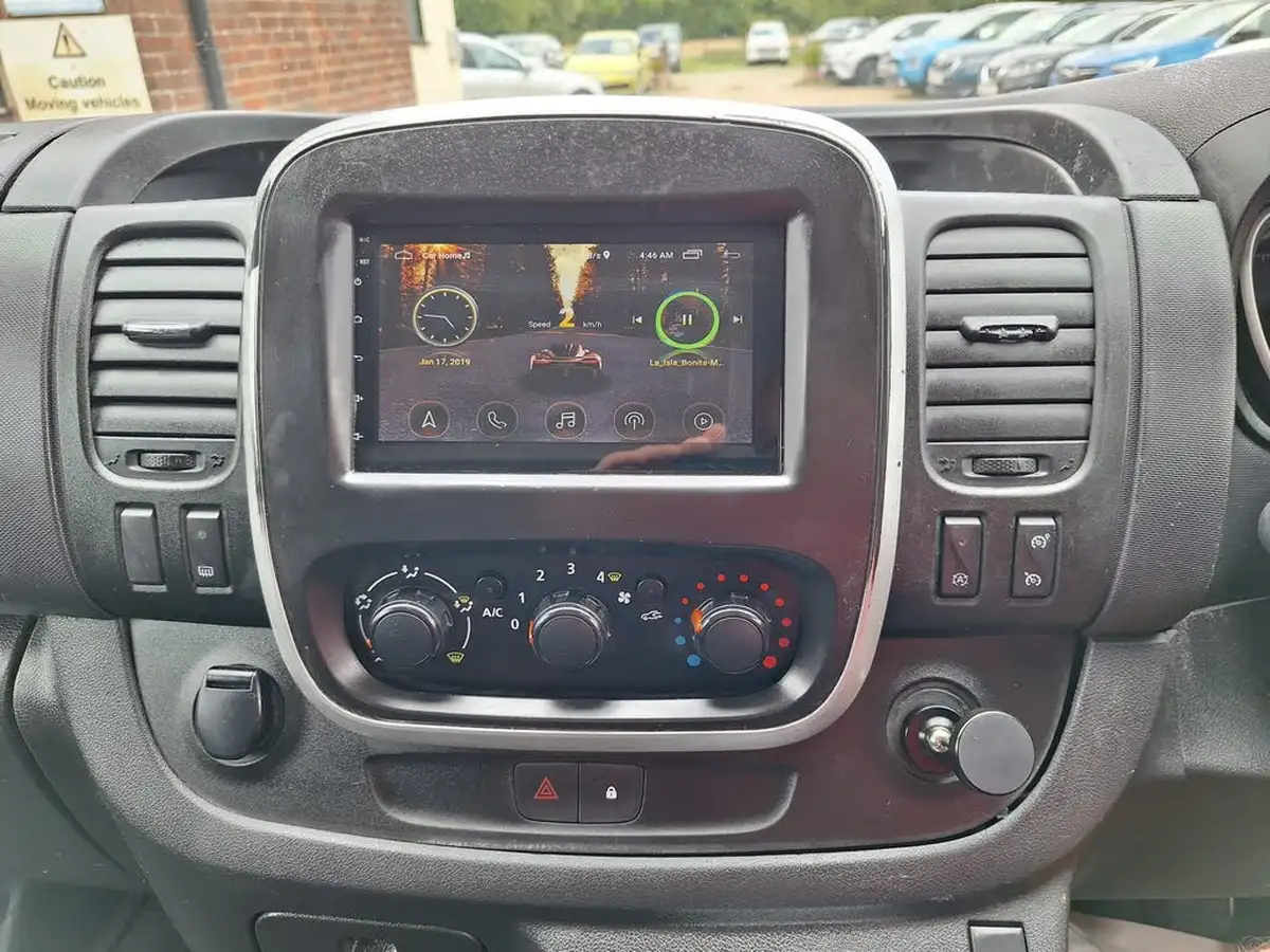 2017-vauxhall-vivaro-16cdti-sportive-2900-l2h1-125pseu6-biturbo-ss-ecotec-panel-big-25