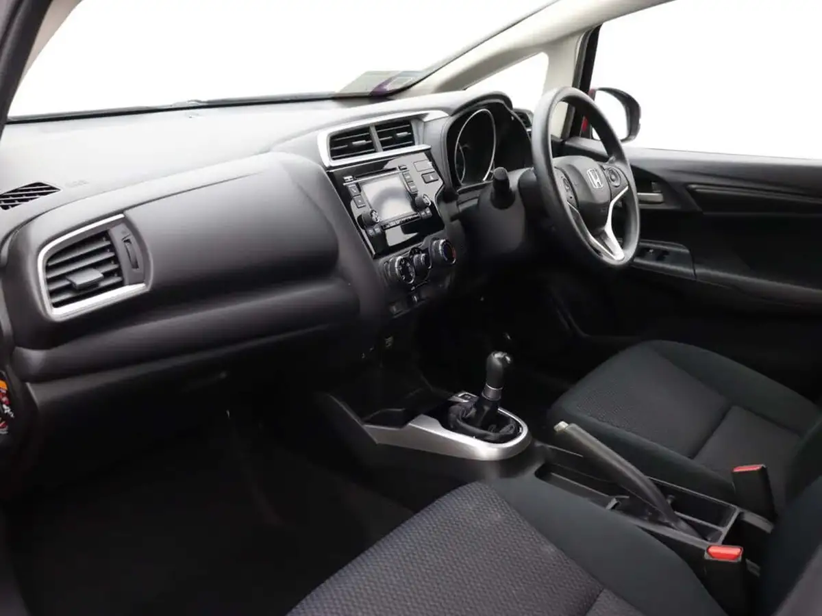 2019-honda-jazz-13-i-vtec-s-big-10