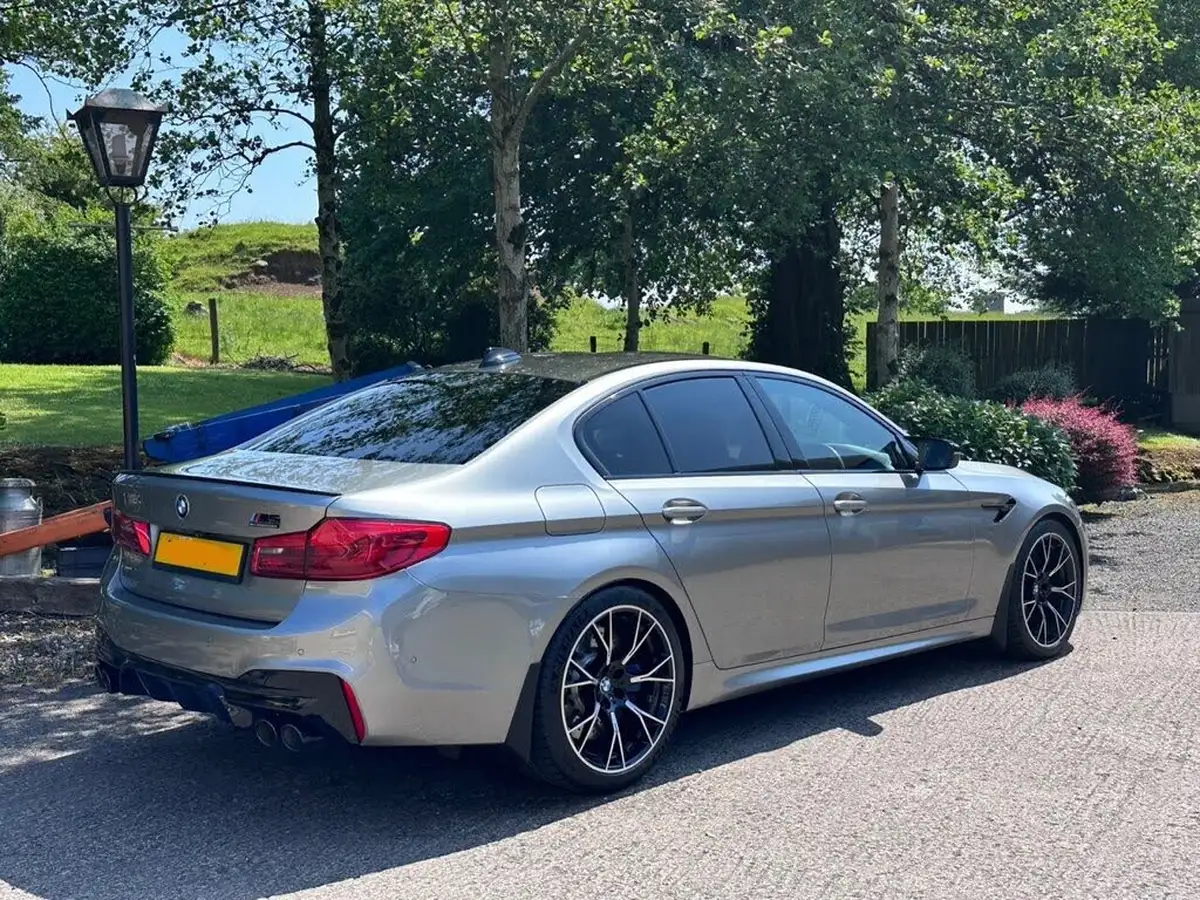 2019-bmw-5-series-44-m5-competition-big-35