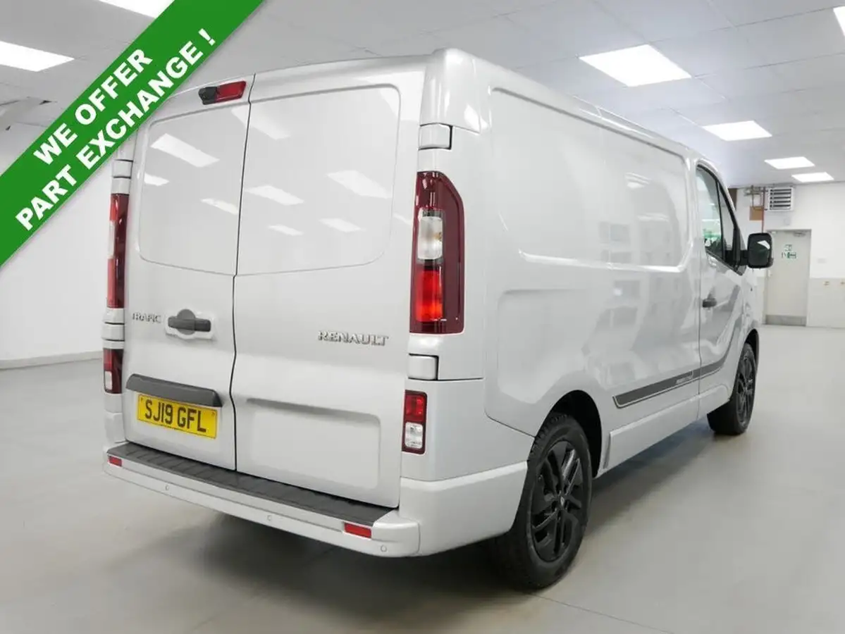 2019-renault-trafic-16dci-sl27-120-premier-edition-panel-big-11