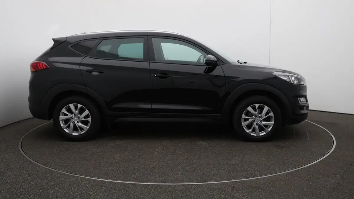 2019-hyundai-tucson-16-gdi-se-nav-big-45