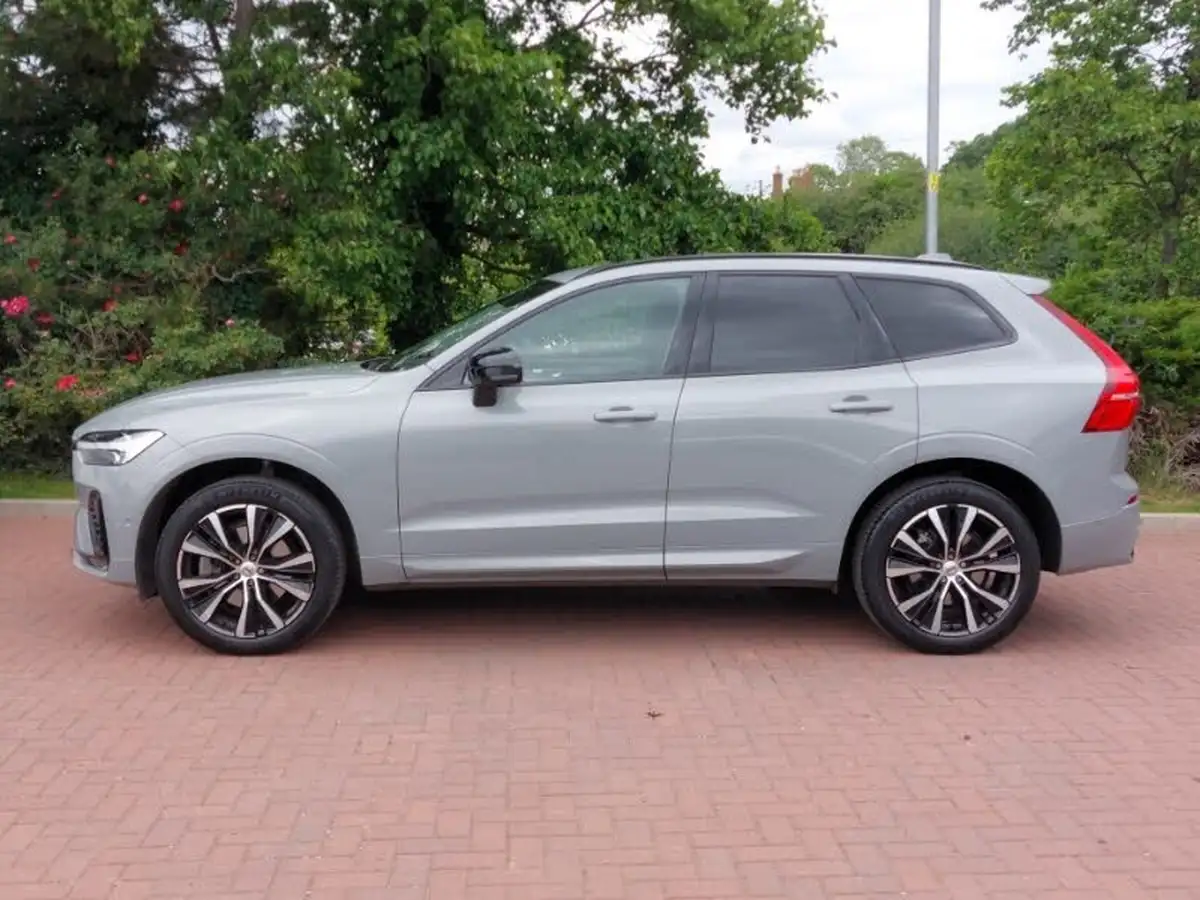 2023-volvo-xc60-20td-b4-plus-big-3