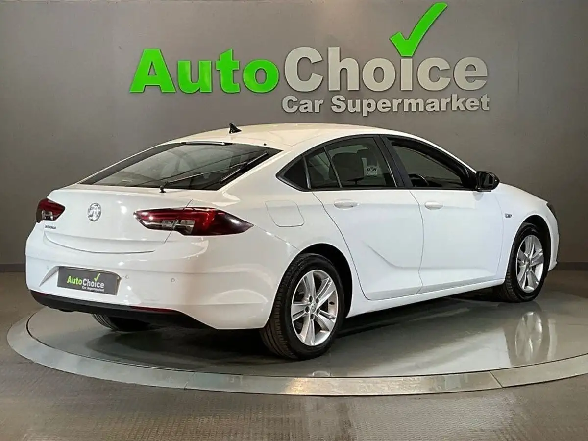2021-vauxhall-insignia-grand-sport-15-turbo-d-se-nav-big-16