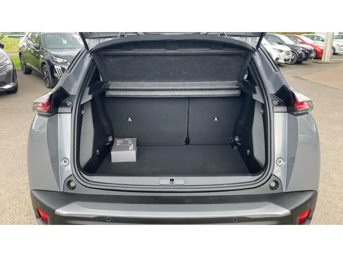 2025-peugeot-2008-suv-12-puretech-allure-130ps-big-3
