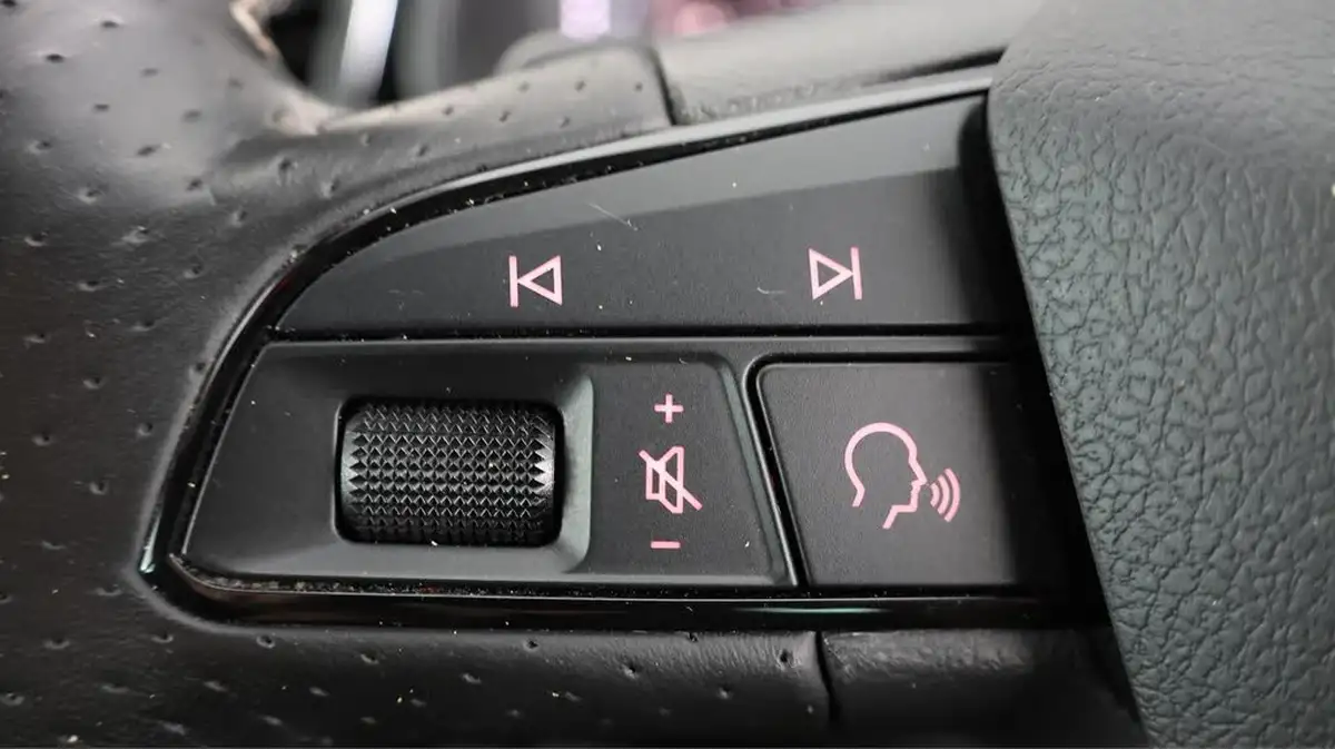 2020-seat-leon-20-tsi-cupra-lux-big-41