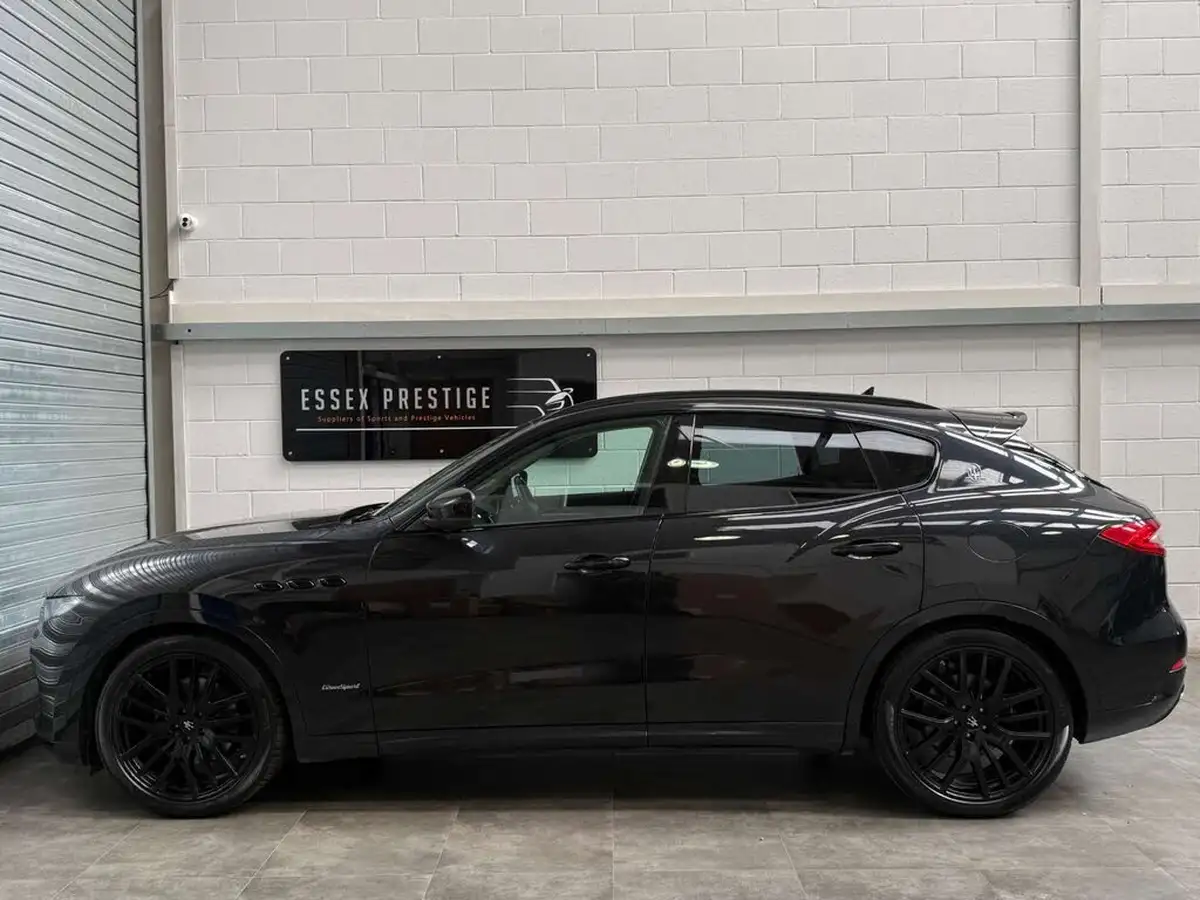 2018-maserati-levante-30td-gransport-nerissimo-edition-big-4
