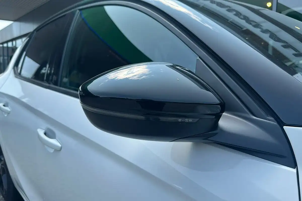 2023-vauxhall-corsa-12-turbo-gs-130ps-auto-big-24