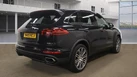 2015-porsche-cayenne-30td-small-6