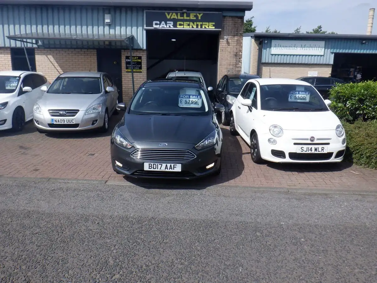 2017-ford-focus-10t-zetec-edition-100ps-hatchback-big-22
