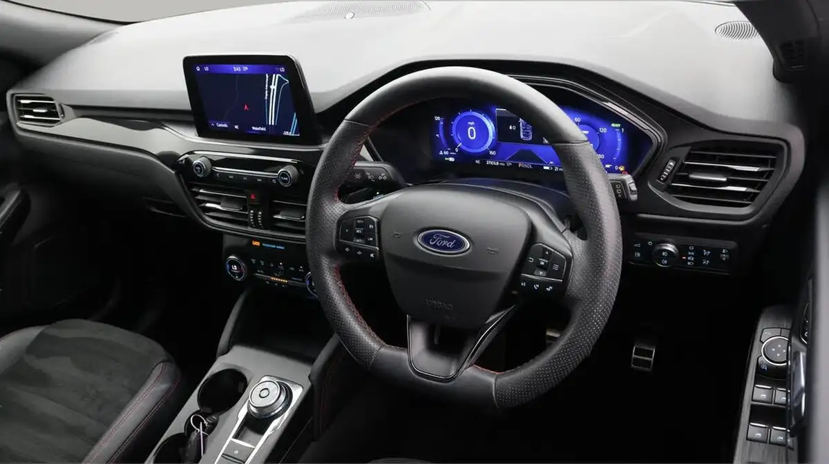 2022-ford-kuga-big-9