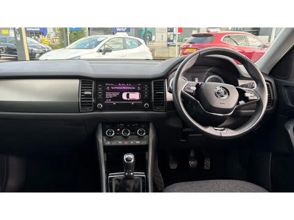 2021-skoda-kodiaq-15-tsi-se-drive-7-big-9