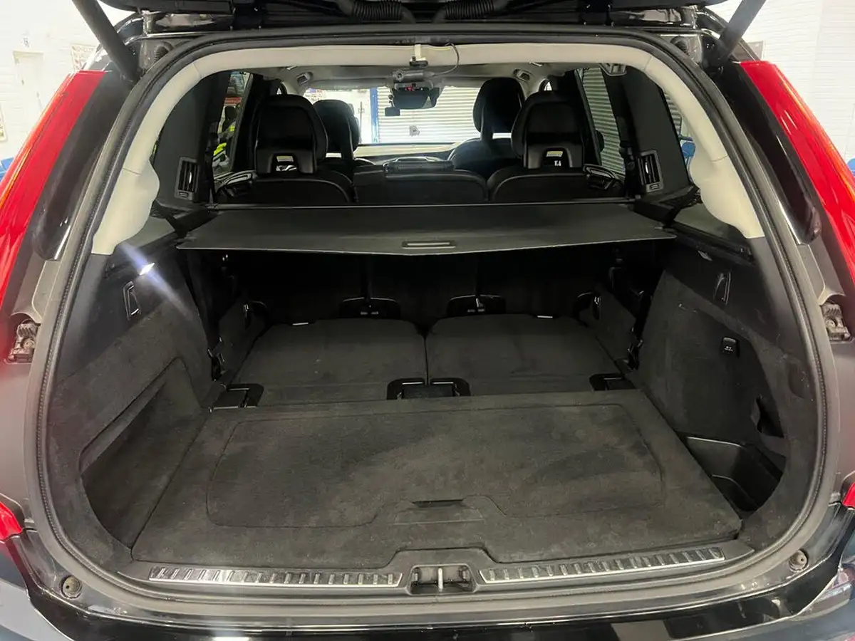 2016-volvo-xc90-20-inscription-t8-384bhp-hybrid-big-6