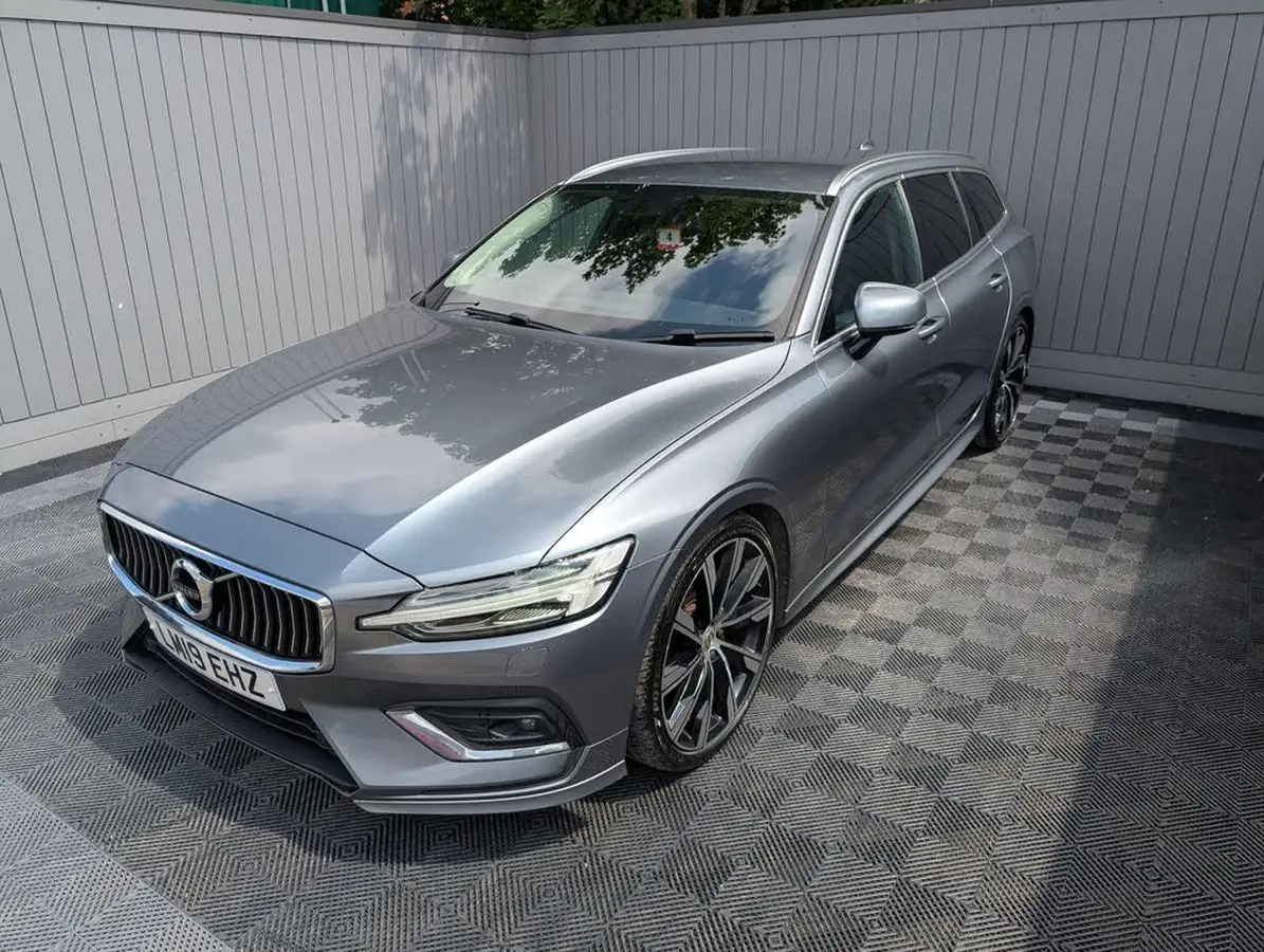 2019-volvo-v60-20td-d4-inscription-geartronic-big-13