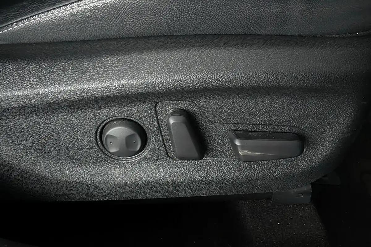 2022-kia-niro-16-gdi-3-156kwh-big-25