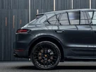 2020-porsche-macan-29-v6-turbo-small-16