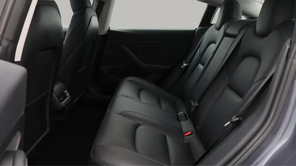 2021-tesla-model-3-e-long-range-awd-big-16