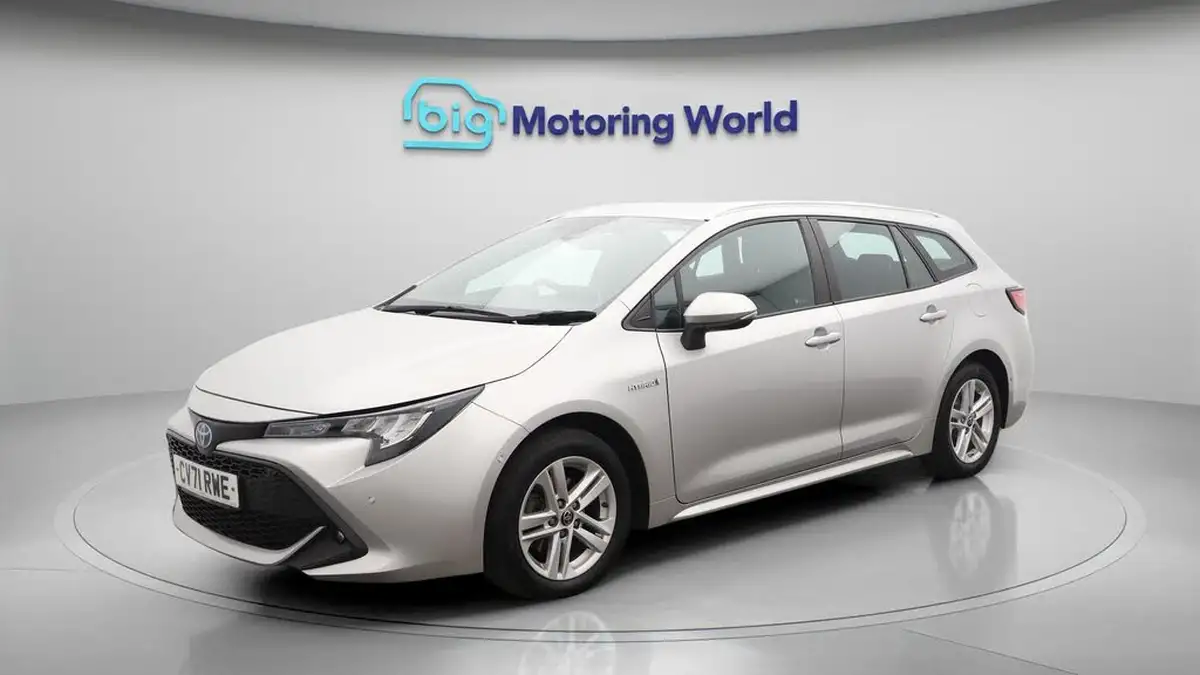 2021-toyota-corolla-18-vvt-i-icon-tech-spare-wheel-touring-sports-5d-big-3