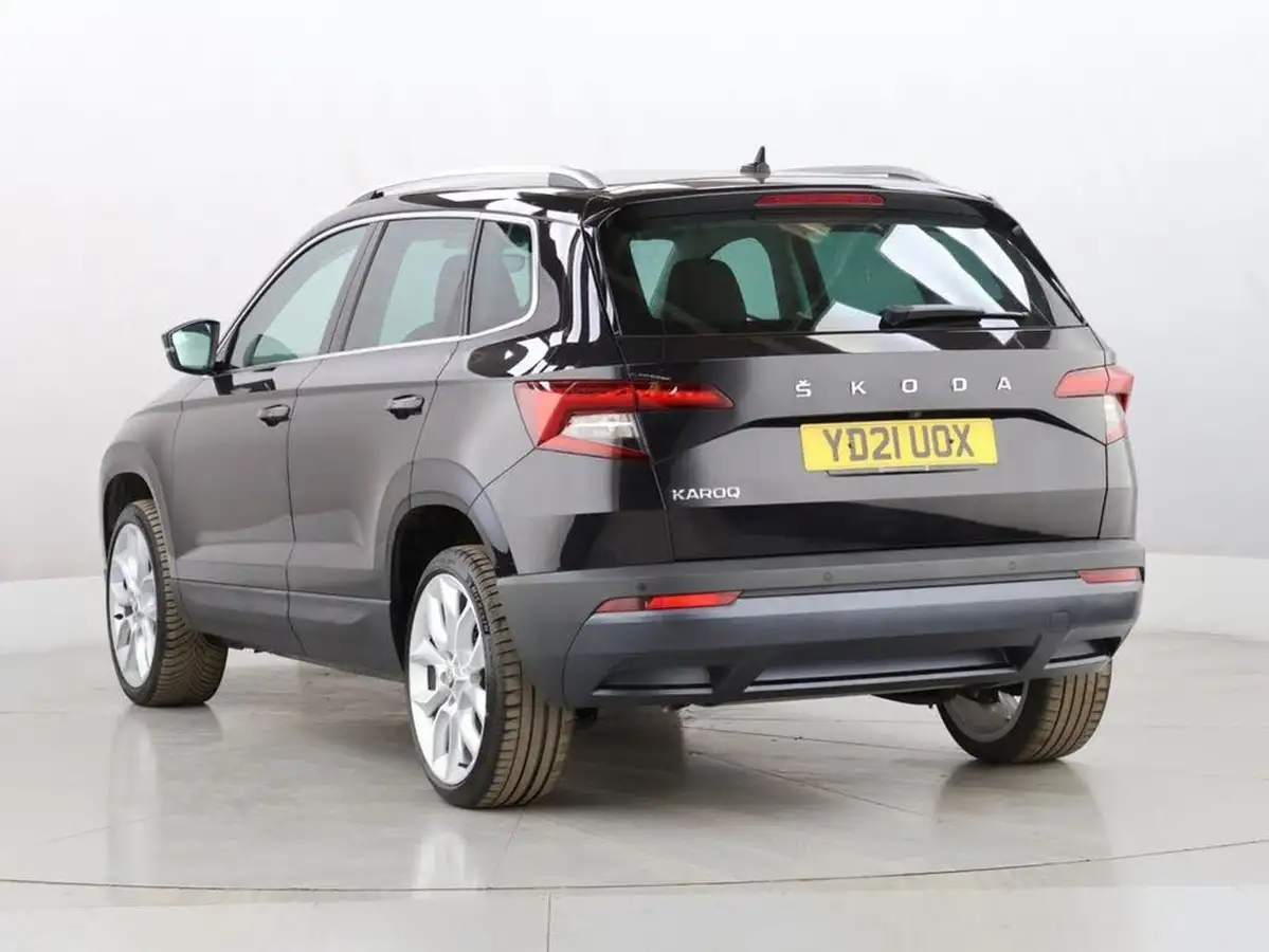 2021-skoda-karoq-15-tsi-se-l-big-6