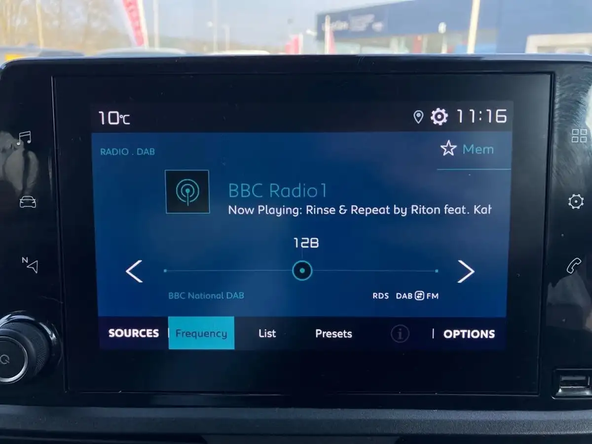 2023-citroen-berlingo-e-flair-xtr-m-size-big-10