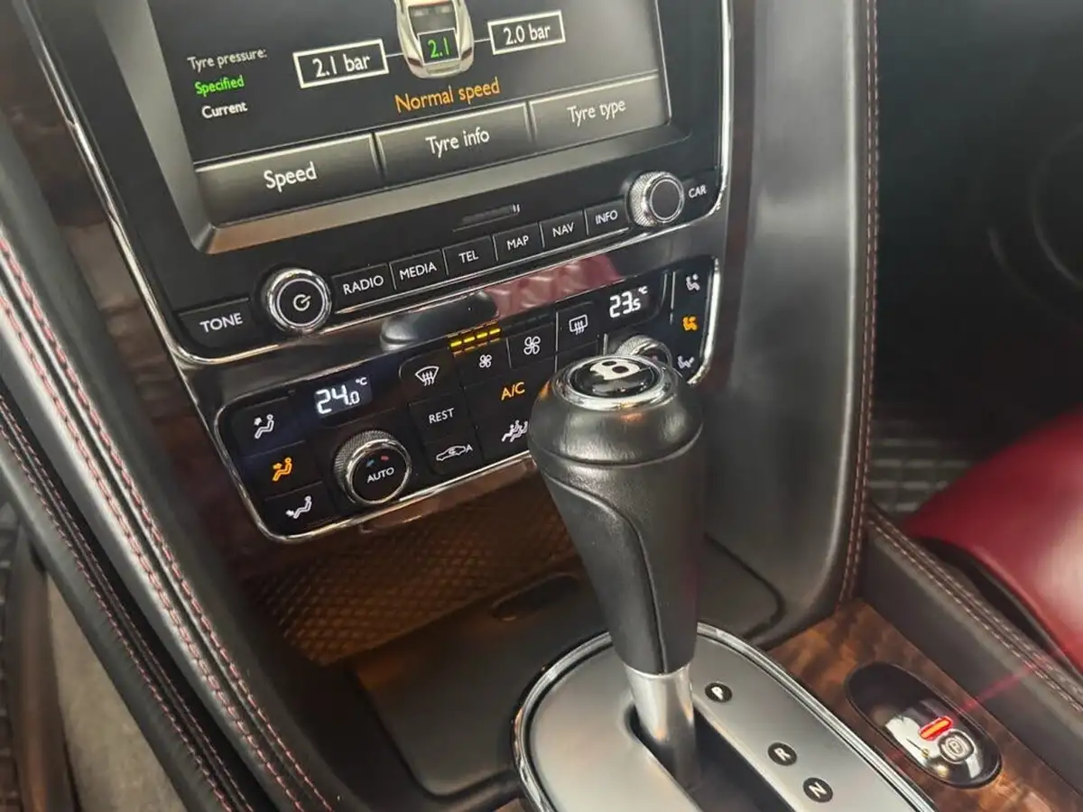 2013-bentley-continental-40-gt-v8-big-65