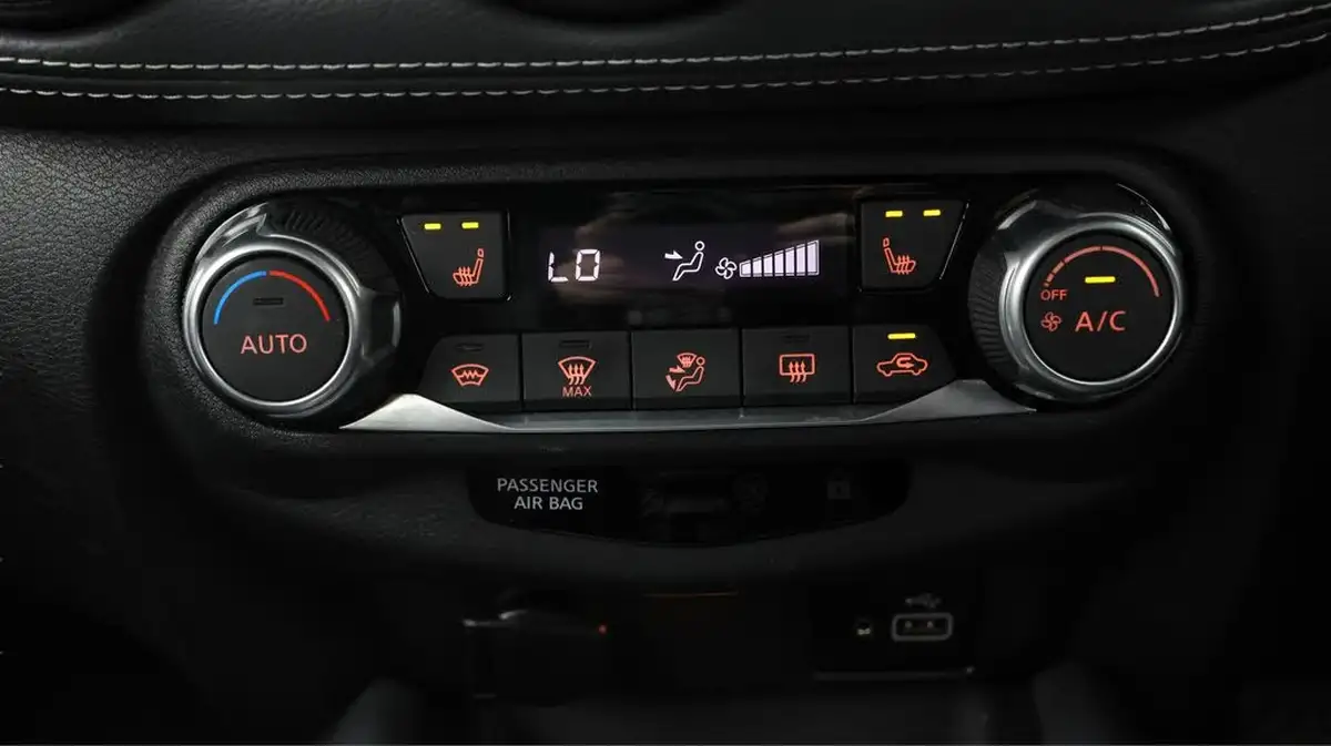 2021-nissan-juke-10-dig-t-tekna-big-12