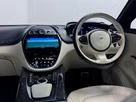 2021-aston-martin-dbx-40-v8-small-35