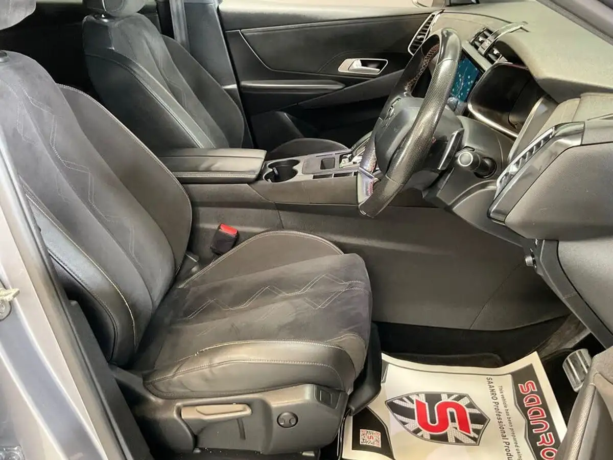 2019-ds-ds-7-crossback-20bluehdi-performance-line-big-24
