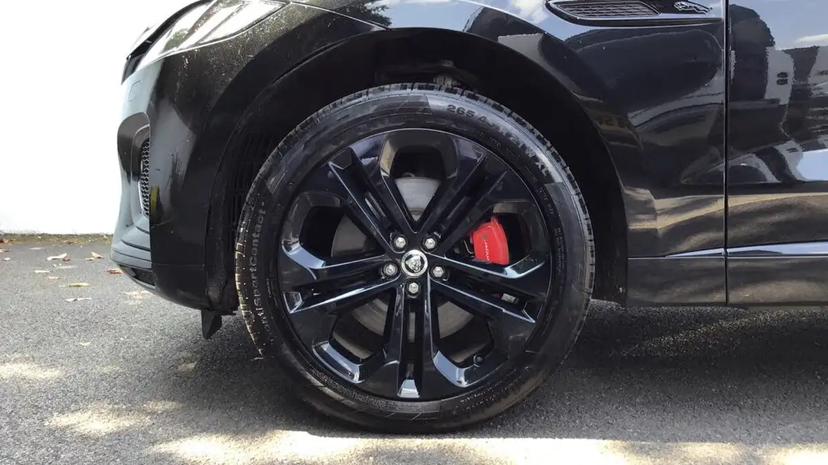 2023-jaguar-f-pace-20-p250-r-dynamic-hse-black-big-24