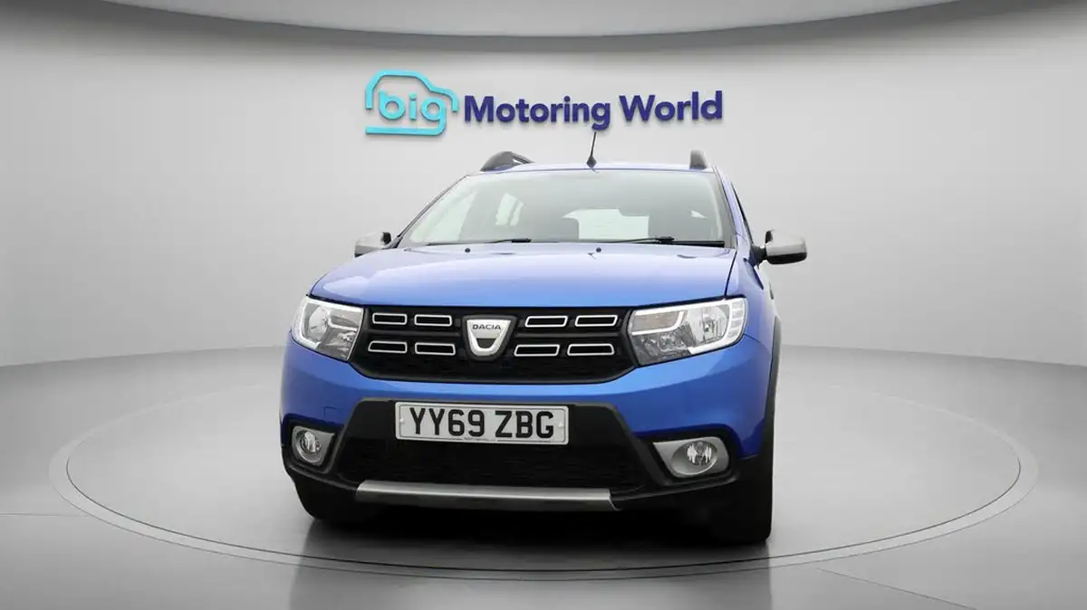2020-dacia-sandero-stepway-09-tce-essential-big-2