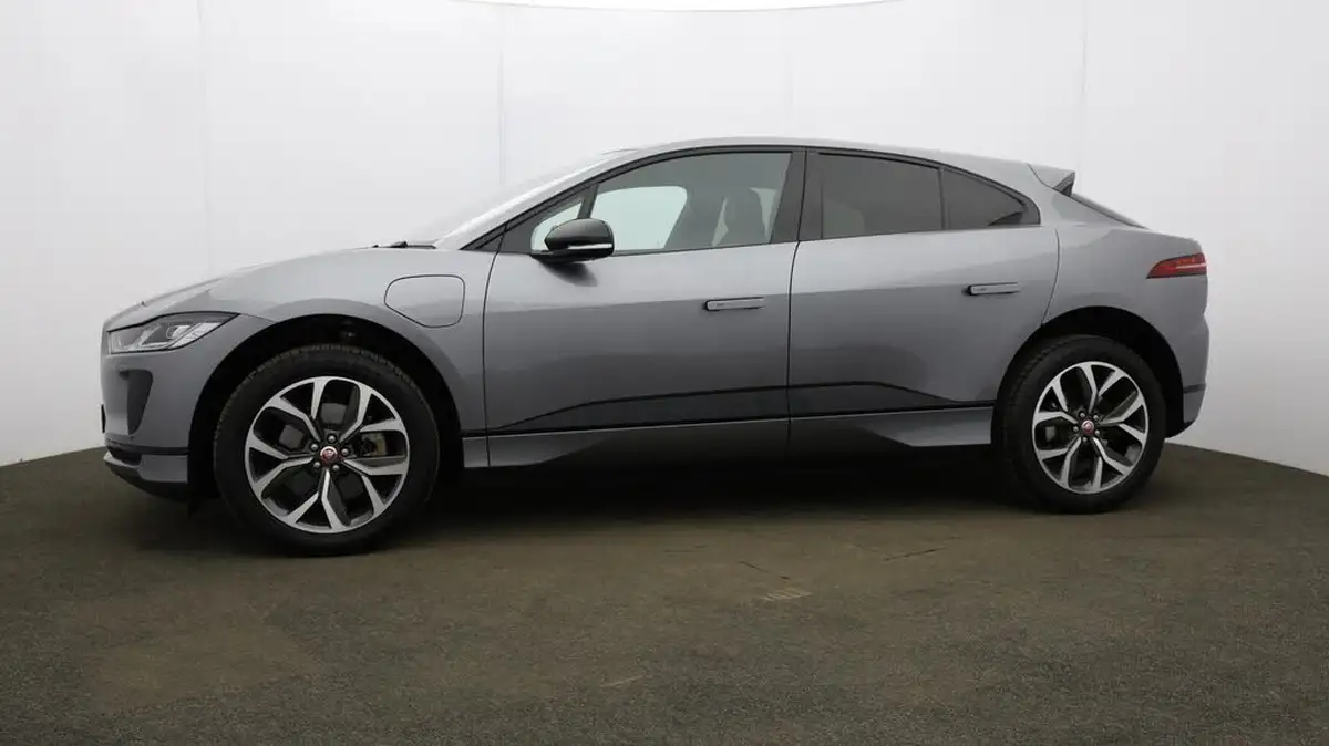 2022-jaguar-i-pace-ev400-hse-black-big-13